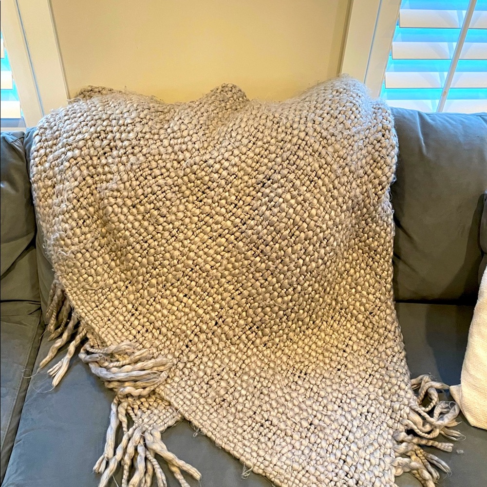 West elm handwoven throw blanket in gray